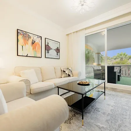 Cozy With Terrace And Huge Communal Swimming Pool And Tennis Courts In Puerto Banus Apartment Marbella